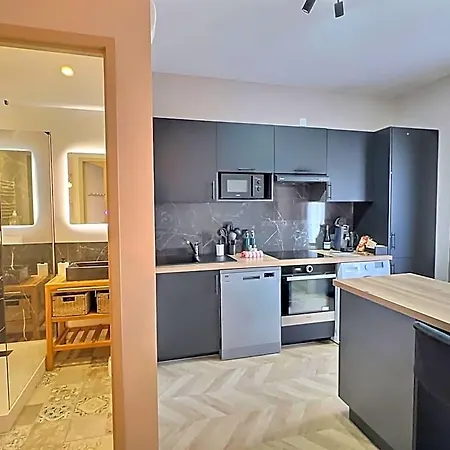 Cinema Hotel apartamentowy