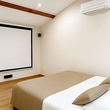 Cinema Hotel apartamentowy 4*
